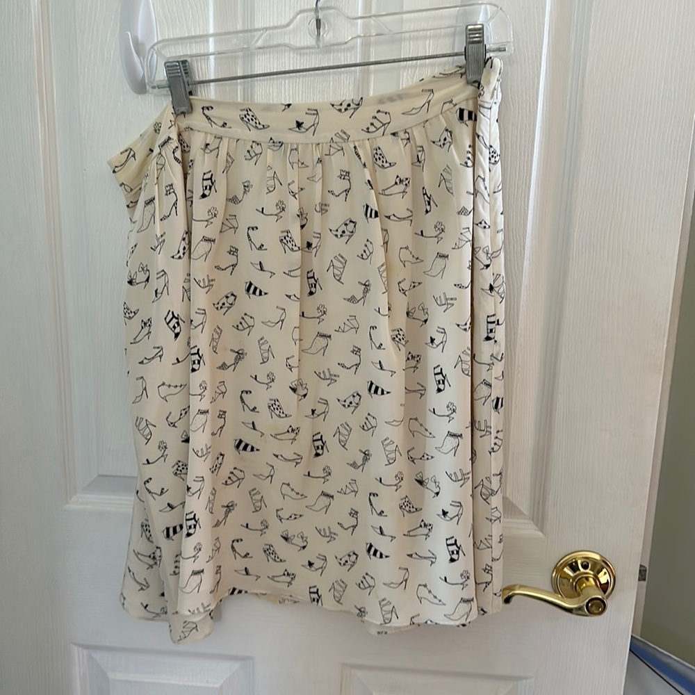 Adorable full  skirt